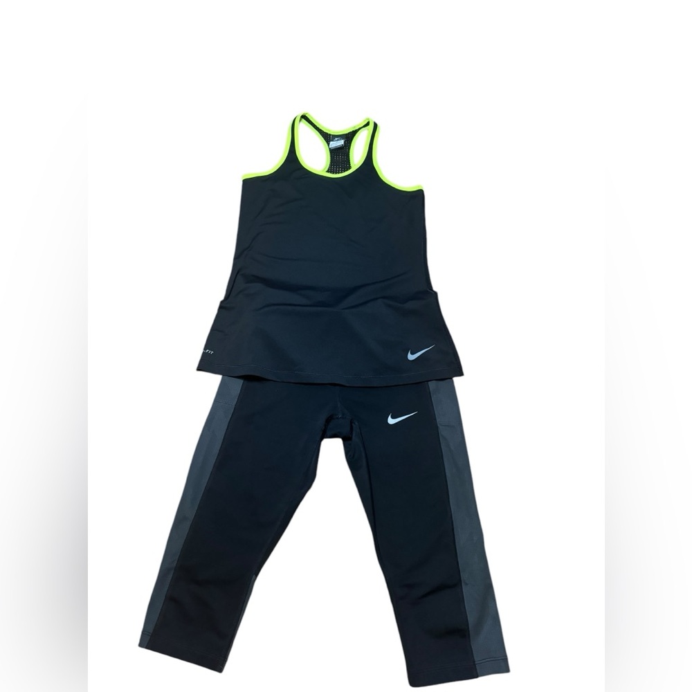 Woman’s Nike Black/Neon Yellow/Gray Dri-Fit Tank & Capri Atletic Set Size Medium